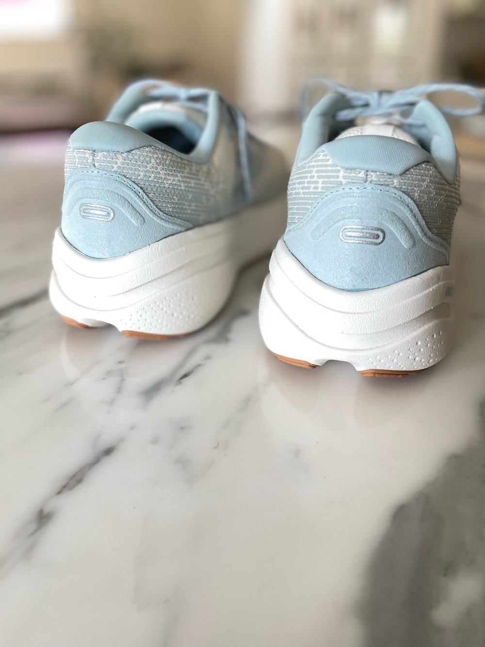 Brooks Ghost 2 Cream & Blue Size 11 Women Running Walking Comfort Support - Picture 3 of 7